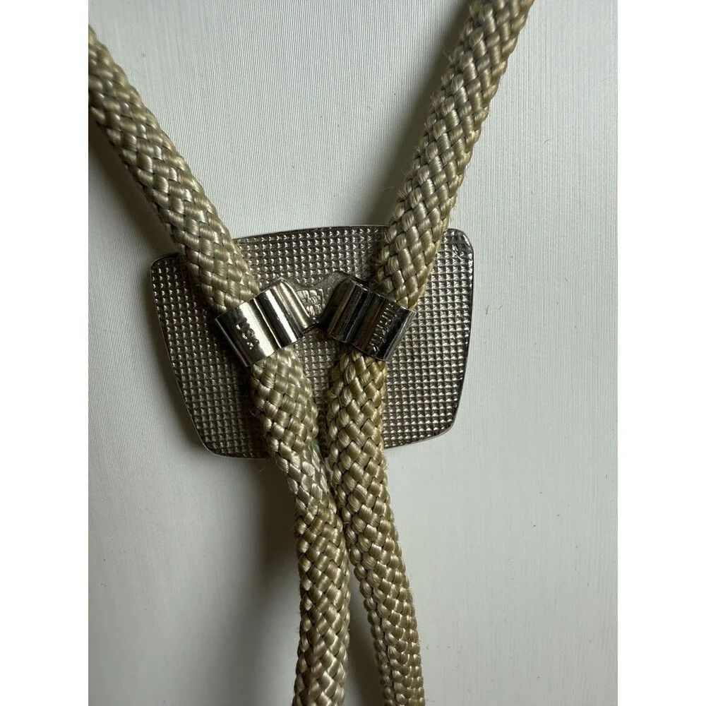 Vintage Hickok Western Pioneer Covered Conestoga Wagon Bolo Tie Metallic Cord